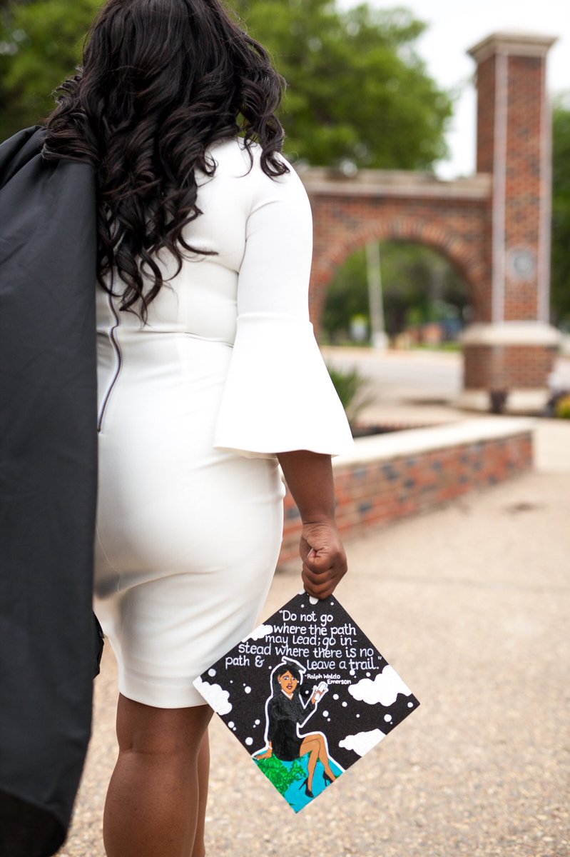 AyeitsAddie's tweet image. Yesterday marked a month till graduation. All I can say is I’m happy for the path God has placed me on and can’t wait to see what I can accomplish next! 
Shoutout to @Soydevyna for my 🔥🔥 photos. Y’all definitely should watch out for him! #pvgradswag #PVAMU18 #gradszn #PVAMU