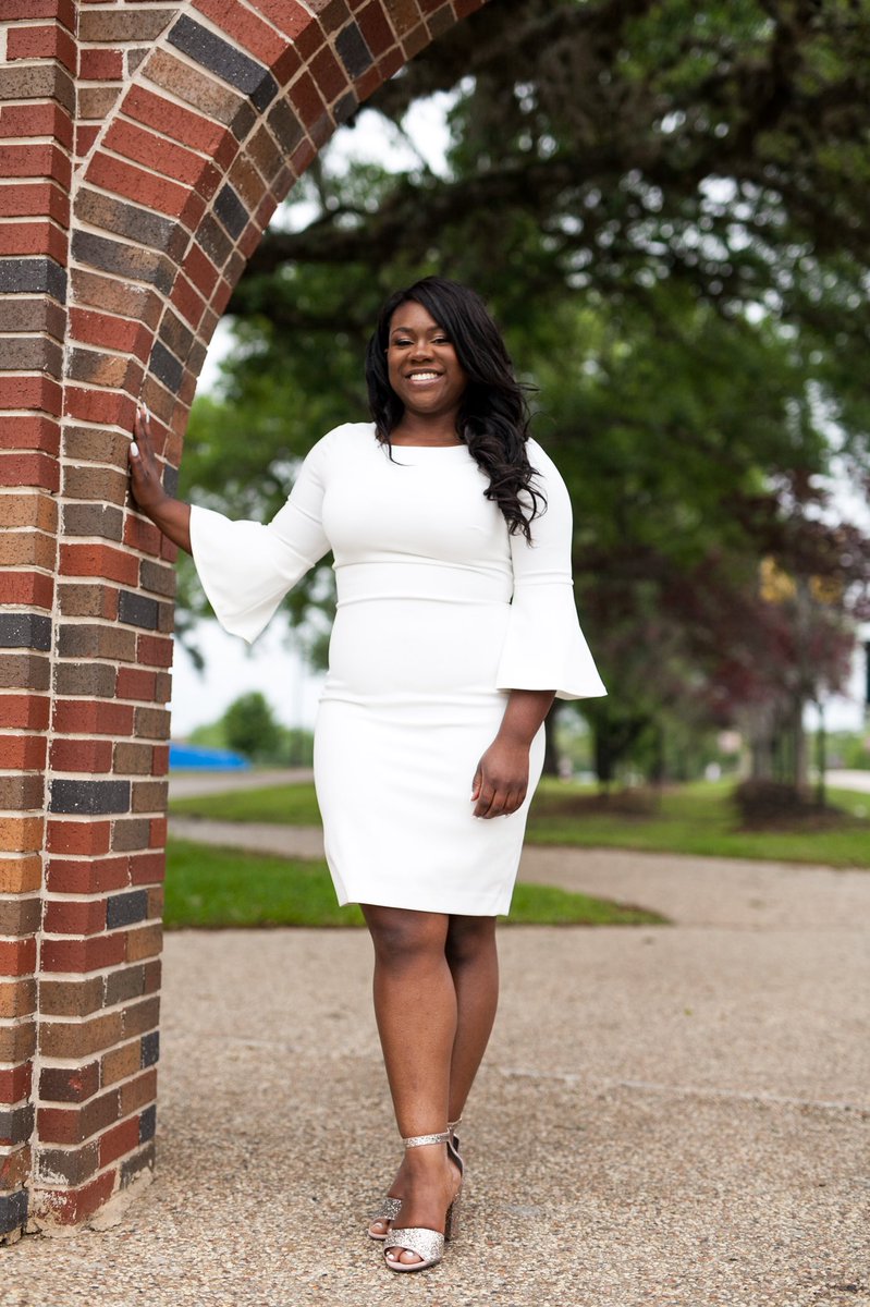 AyeitsAddie's tweet image. Yesterday marked a month till graduation. All I can say is I’m happy for the path God has placed me on and can’t wait to see what I can accomplish next! 
Shoutout to @Soydevyna for my 🔥🔥 photos. Y’all definitely should watch out for him! #pvgradswag #PVAMU18 #gradszn #PVAMU