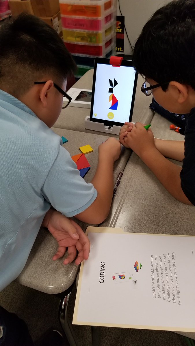 MsTikalYB's tweet photo. Makerspace and coding lab, day two! #makingprogress @YgbInt @AliefTech @YBLiteracy @YgbIntScience https://t.co/XPvxDPK2Zc