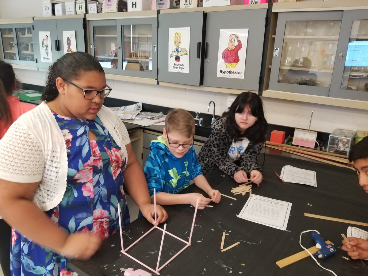 Ms_C_Wright17's tweet photo. Science 7 students building their own Newton's cradles! https://t.co/mb42Is0Fif