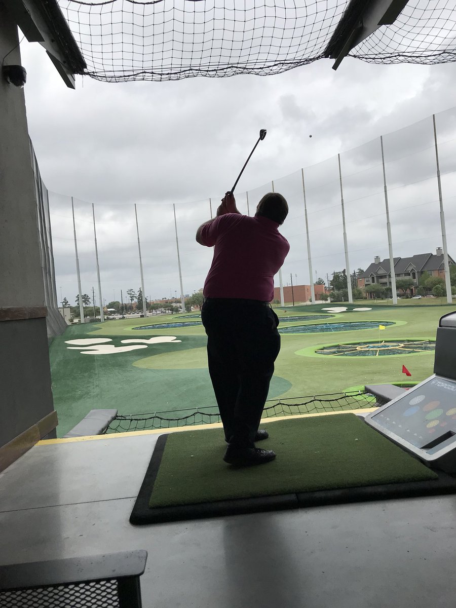 NESCrosby's tweet photo. Students and teachers are having a blast #topgolfexperience #nesrules https://t.co/GX5o9XIWeI