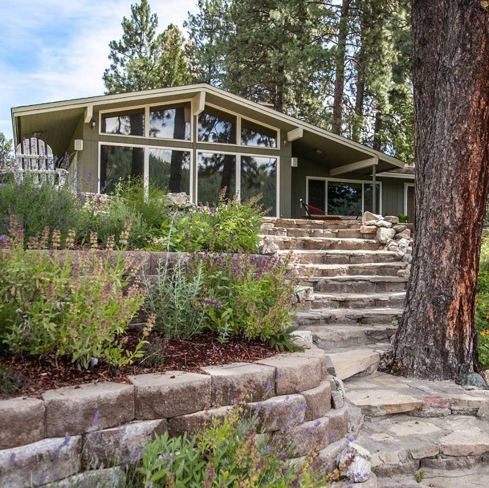 Cali_Stays's tweet image. Don&apos;t miss #SpringSensations hosted by Visit Leavenworth WA, Book your stay at one of the Riverside Properties with April&apos;s 15% discount and then enjoy exploring the many pear culinary delights waiting for you around town! riversideproperties.org #VisitLeavenworth #FridayFeeling