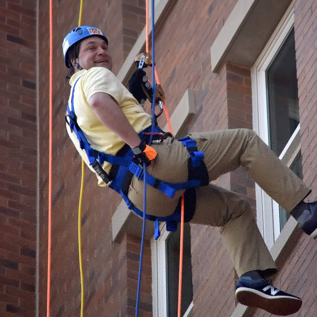 VoteMaxHyde's tweet photo. I made it! Thank you to the @CancerAssociation of Spartanburg &amp; Cherokee Counties for allowing me to participate in such an exciting fundraiser for such a worthy cause. Rappelling down the side of the @ACSpartanburg was certainly an amazing experience. #OTEUpstate https://t.co/LnhbnEftTK