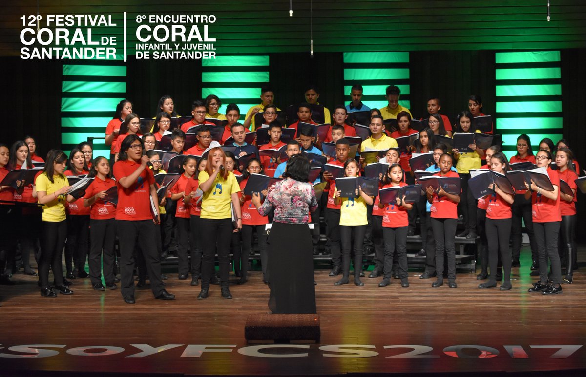#CantaBogotáCanta y a nosotros nos encanta su participación en nuestro festival! 😍 Este año el 9° Encuentro Infantil y Juvenil de Santander viene con más sorpresas, ¡No te lo pierdas! #SoyFCS2018