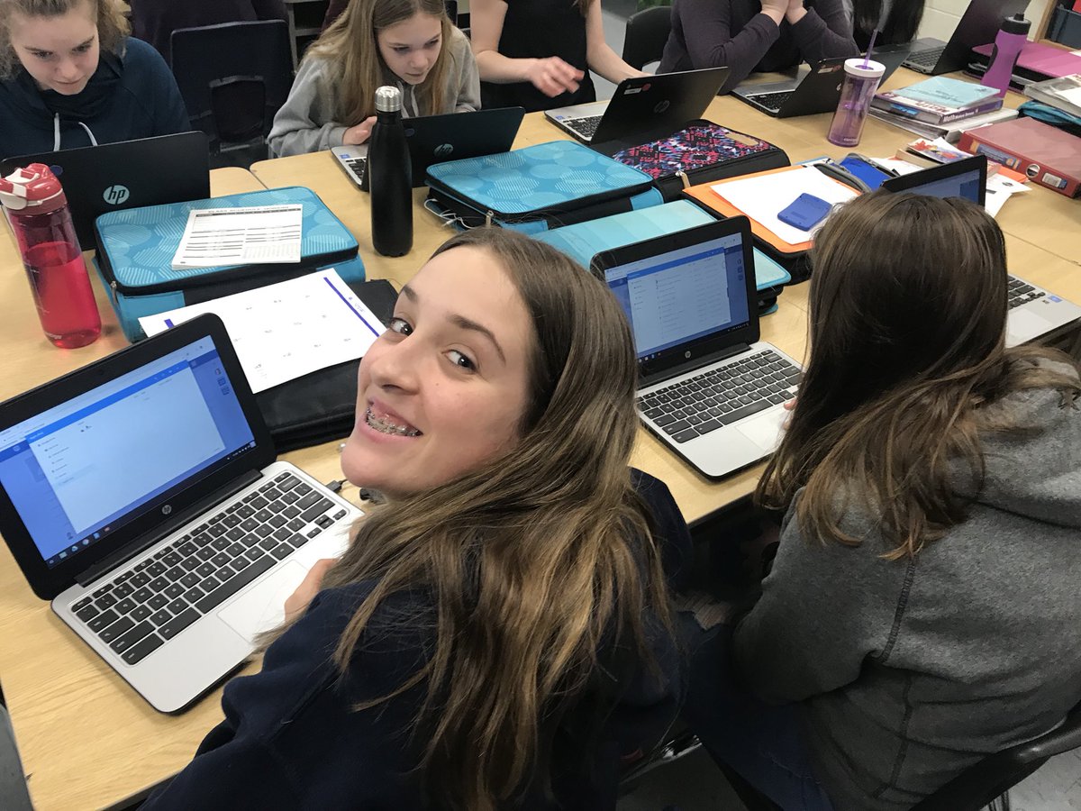 Mr_H_Teacher's tweet photo. Ambitiously trying to introduce @edmodo @Blogger & #GoigleSites to #Gr8 class @WestNissouriPS #TVDSBLit #LostUnit https://t.co/FnDZLGqZLh
