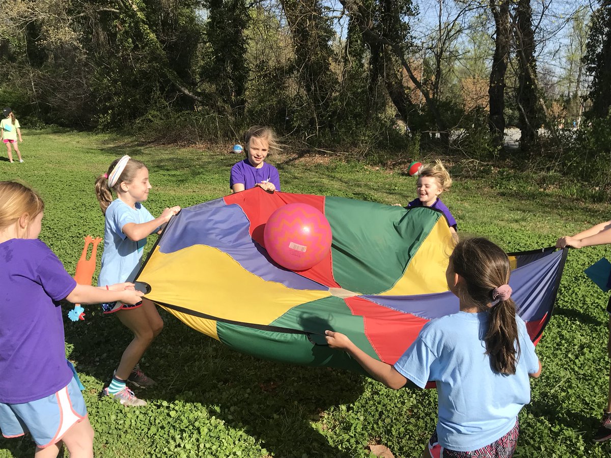 susangstephens's tweet photo. Field Day at Whitaker ES @wsfcs @whitaker #ilovesecondgrade https://t.co/3xtW4HsUYo