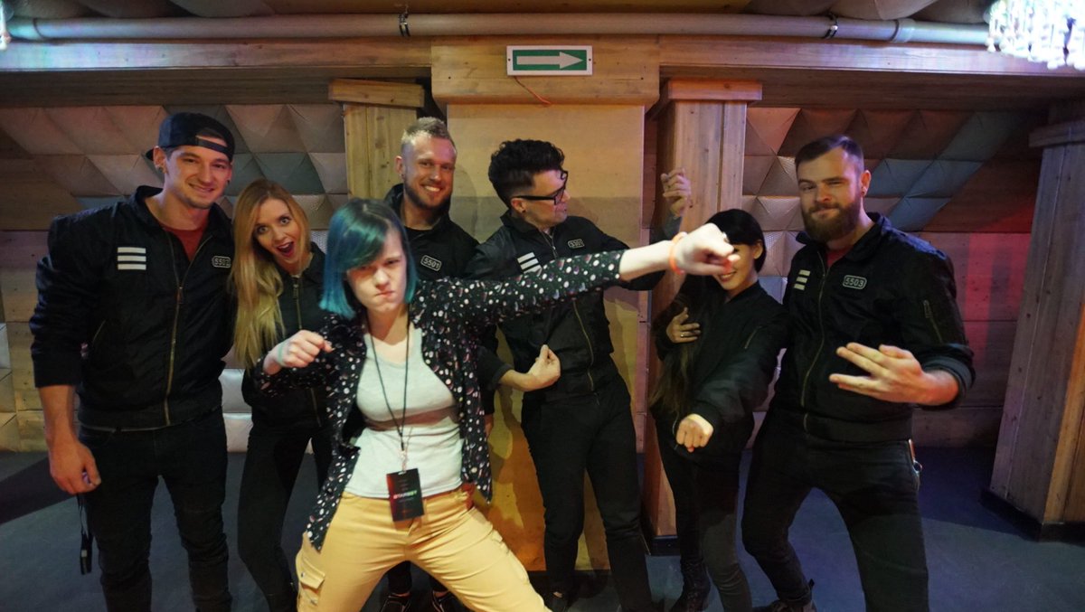 yourdreadbread's tweet image. It was too incredible too beautiful I can't put emotions into words
@starsetonline thank you for sharing your starlight with us ✨
And for this cool photo
(And special thanks to @dustieboots for that acapella Everglow part. It was breathtaking even without music)
Come back soon💙