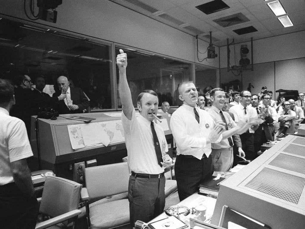 NASAhistory's tweet photo. “Houston, we have a problem.” It's one of the most famous quotes in movie history, but did you know that when the Apollo 13 oxygen tank exploded #OTD in 1970 astronaut Jim Lovell actually said, “Houston, we've HAD a problem”? Hear the audio: https://t.co/FyPy654DCO https://t.co/9hhOvf9jLD