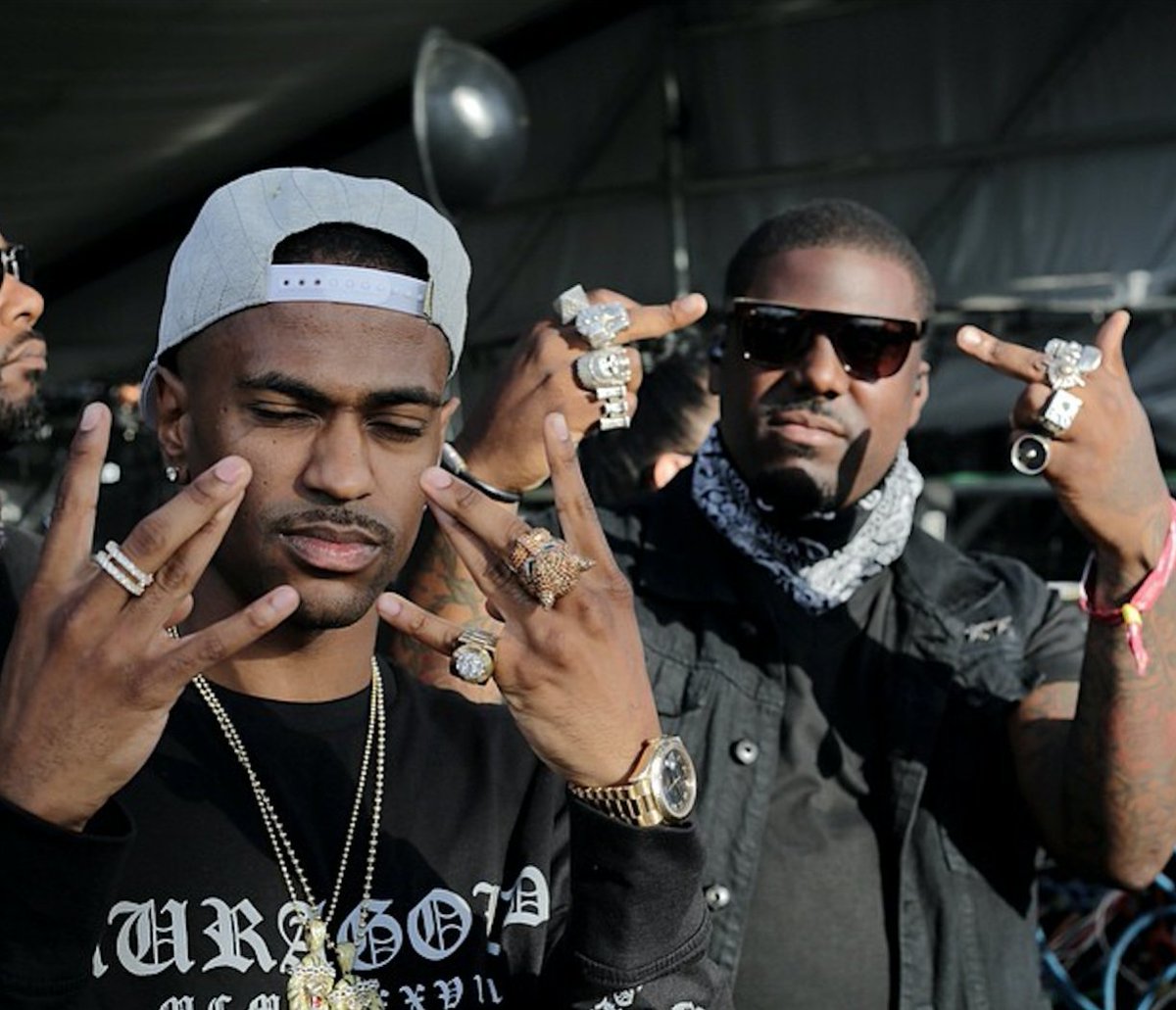 ImFromCle's tweet photo. Cleveland ✈️ Detroit

Coachella 2014 https://t.co/6wvCFnIb1W