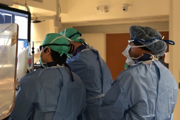 NextMedFactory's tweet photo. Today, follow live cases at Arch Symposium 2018 from London, Saint-Louis, New-York and Naperville. Honored to coordinate these livestreams :) | #ARCH2018 #Health #eHealth #MedTech #Tech #Digital #Santรฉ #eSantรฉ | @imperialcollege @BarnesJewish @MountSinaiNYC @edwardhospital | https://t.co/XucL69abfR