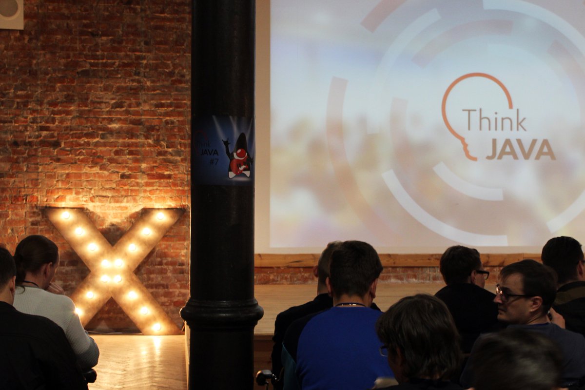 Think_Java's tweet image. Л — значит &quot;Ламповость&quot;. Доклады начались, слушаем во все ушки. 

#ThinkJava #nixsolutions #JavaConferenceKharkiv
