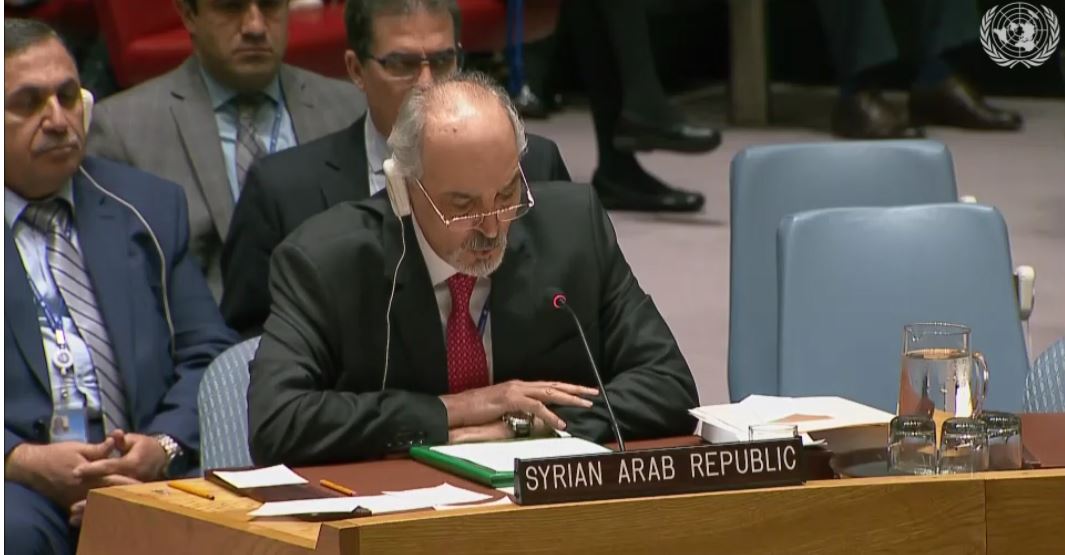 "La veritat és que, un altre cop, tres membres permanents del Consell de Seguretat de l'ONU ens estan tornant a arrossegar a la guerra amb falsedats", assegura l'ambaixador sirià, Bashar Jaafari.