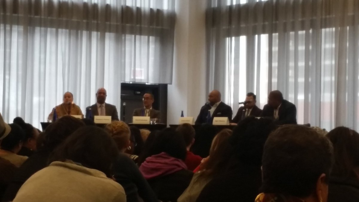 takin_notes's tweet image. Leticia Peguero shares her intention &quot;What is the lived experience of the communities I&apos;m trying to impact?&quot; It&apos;s important to center our community and our ancestors in this work. #radicalimagination #EquitySummit2018