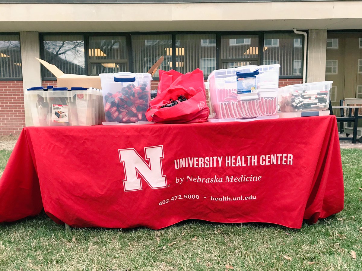 UNLHealthCenter's tweet photo. #Huskers! We're giving away free swag outside the Health Center building while supplies last. Hurry before it's gone! https://t.co/Ihz1hL3DyV