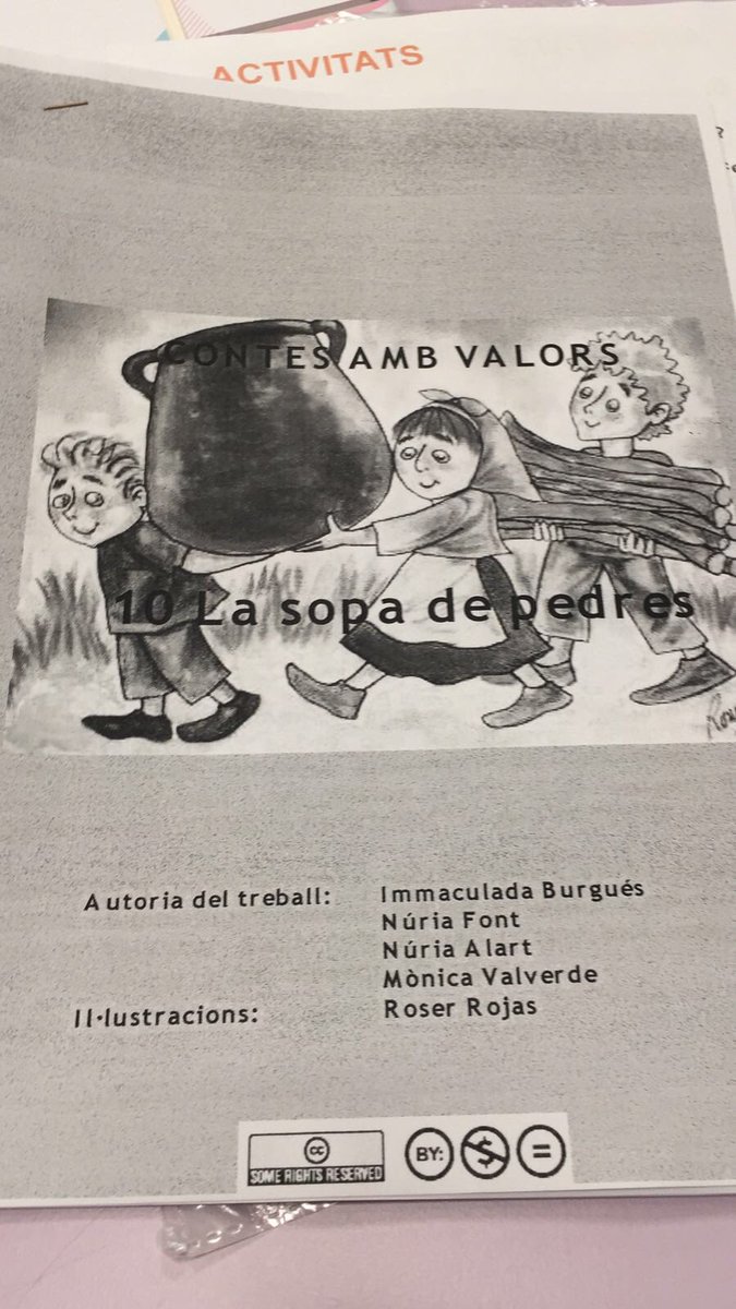 PetitsGrans's tweet photo. Avui a #parelleslectores estem treballant amb el #conte “La sopa de pedres” Tracta sobre un soldat que escapa de la #guerra i sobre el treball cooperatiu, tot en relació amb l’exposició sobre els #refugiats de la #bibliotecadepiera @viladepiera #lectura https://t.co/U1I6prmTHz