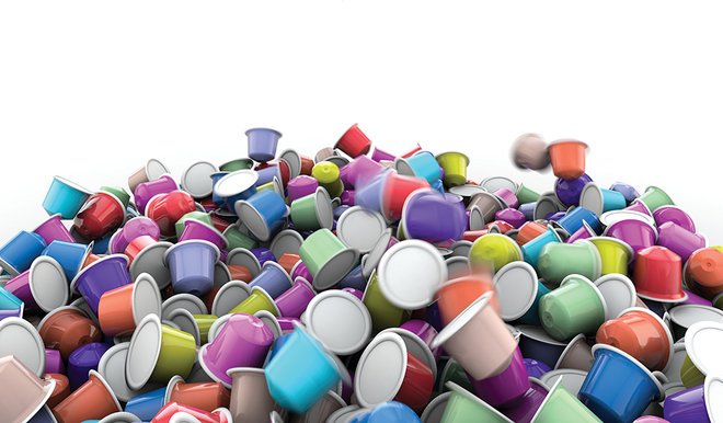 STiRCoffeeTea's tweet image. Plastic single-use capsules are not easily recycled, not marine compostable, and definitely not yet green. bit.ly/2GZIDOo #coffeecapsules #coffeetrends