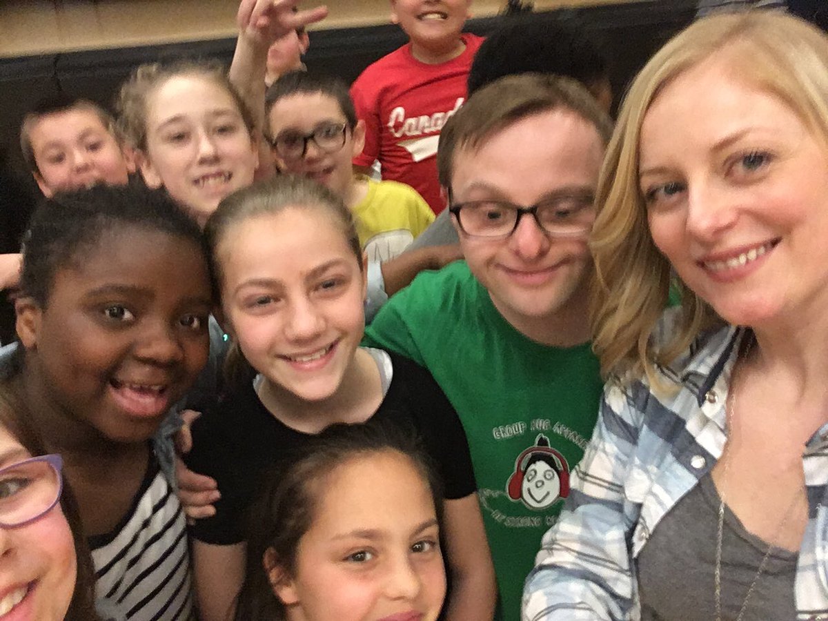 Mrs. Pfaff tweet media