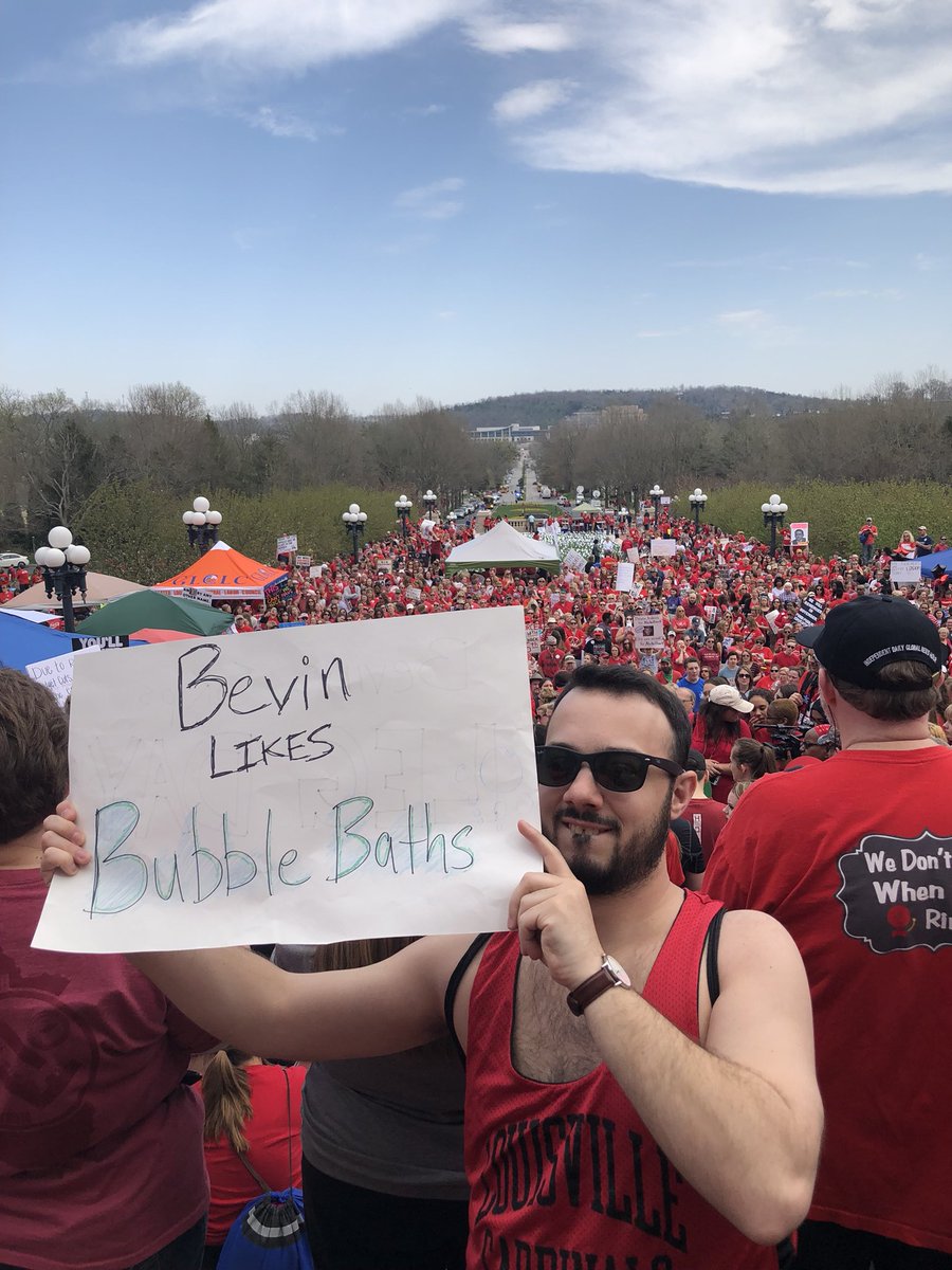 BerriesnCream27's tweet photo. Thanks to @JudeRedfield’s great forecast I was able #brotest in a tank on this beautiful weather! #SunsOutGunsOut #120Strong #JudeDudes https://t.co/vBkPT1BL1C