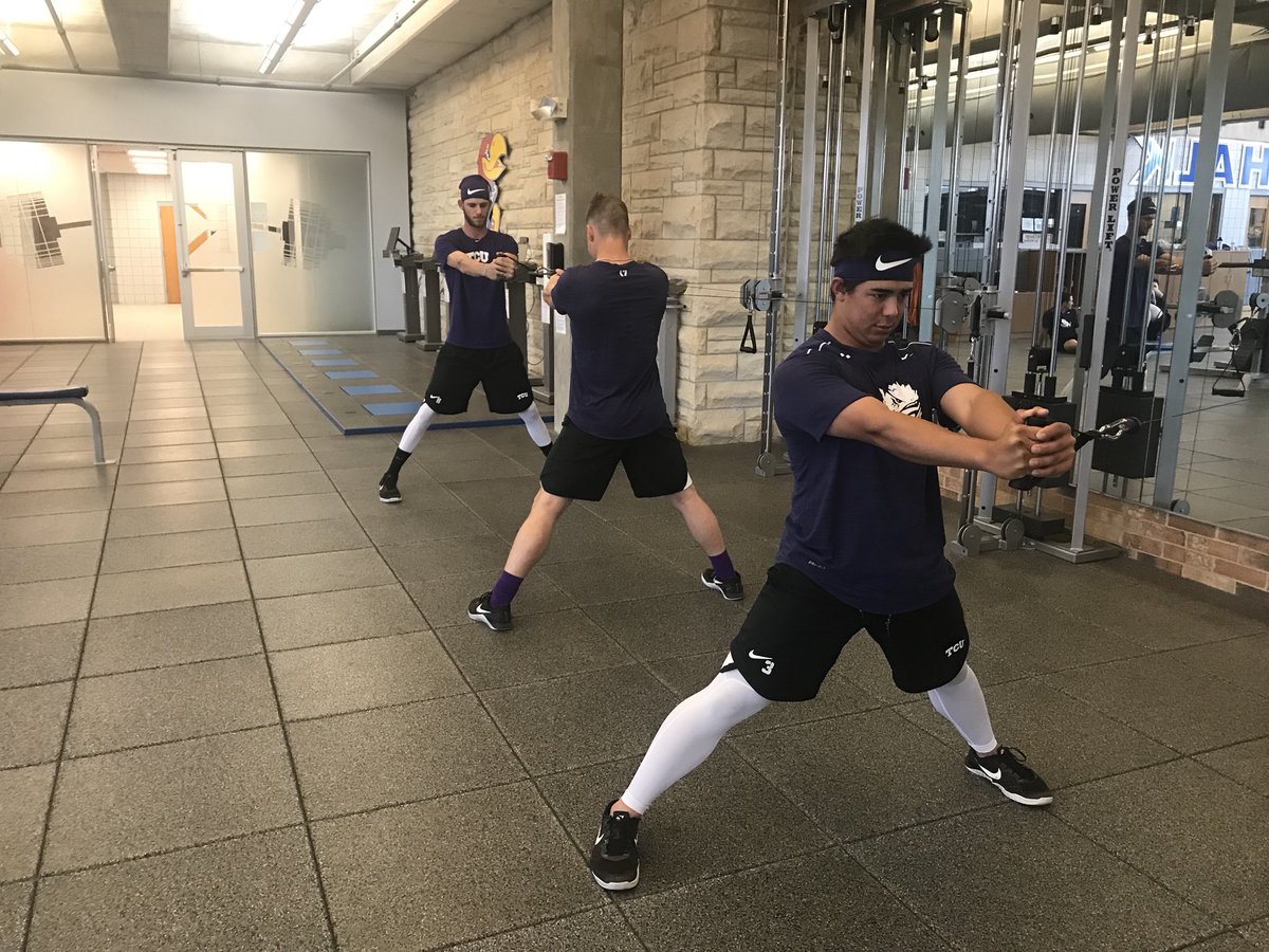 ZachDechant's tweet photo. Tier2 monsters back on the road. Thanks @JAYHAWKSTRENGTH for allowing us the opportunity. #GameDayStrong @TCU_Baseball 💪🏻🐸 https://t.co/ZAjJ0ZLuuN
