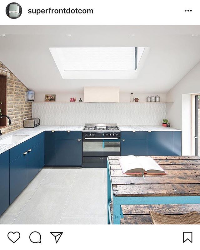 ArcherandBraun's tweet photo. Thanks for featuring us again @superfrontdotcom! The kitchen at Picture Frame House. Marble by @rossistonesurfaces, tiles by @solusceramics and photography by @davidbarbour .
.
.
.
#superfront #ikeahack #kitchen #brass https://t.co/47kV7XLEWm https://t.co/7tVEI1eJ71