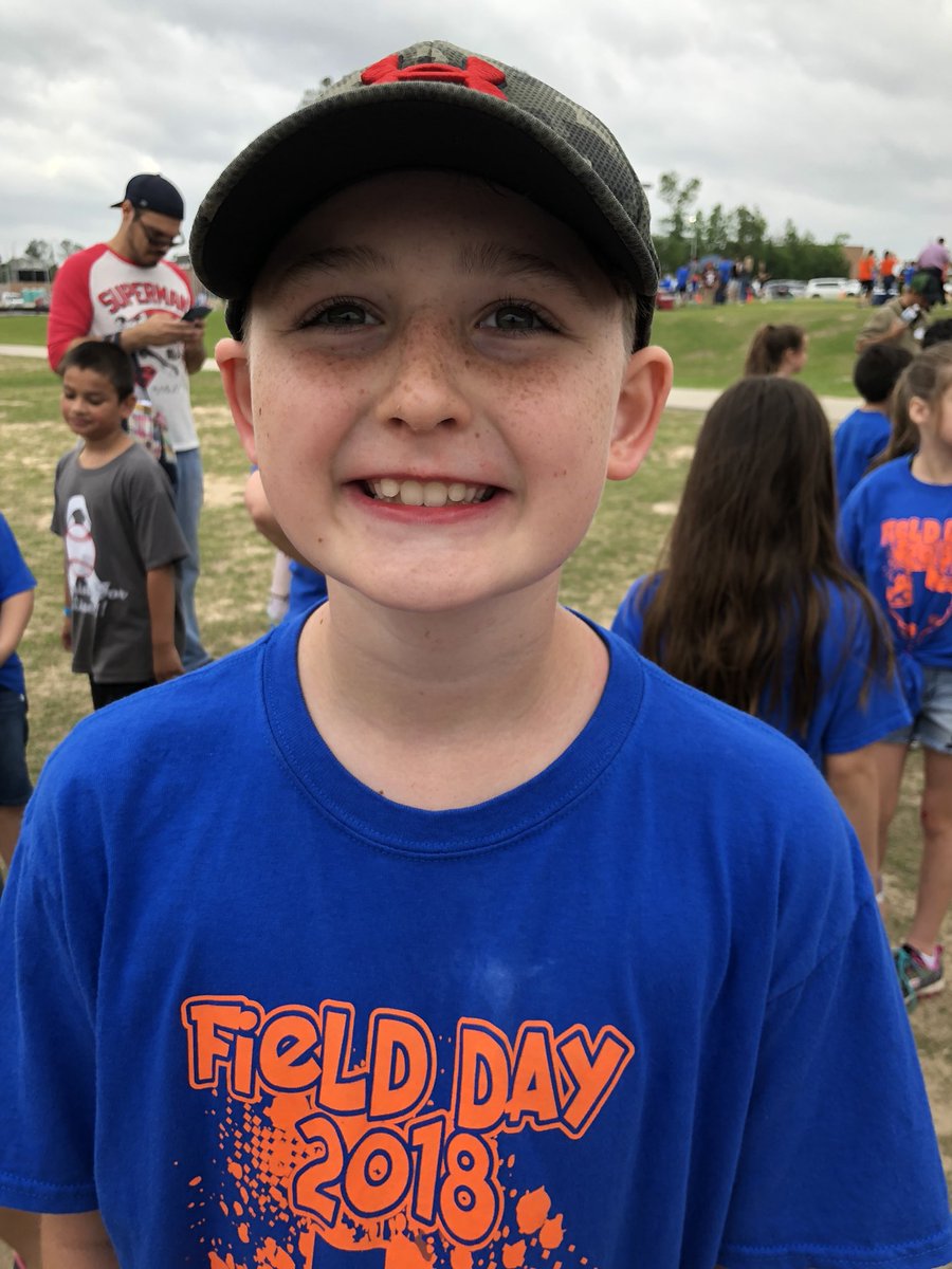 KatBen13's tweet photo. Metzler Field Day! @MetzlerKISD https://t.co/xNEofhOpQy