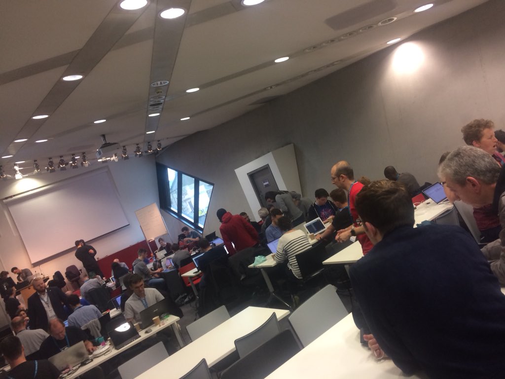 ChrisLaneLonMet's tweet image. .@WordCampLondon #wcldn is a brilliant opportunity for @LondonMetUni students to network with 600 tech employers who will descend on our Holloway campus over the coming weekend.