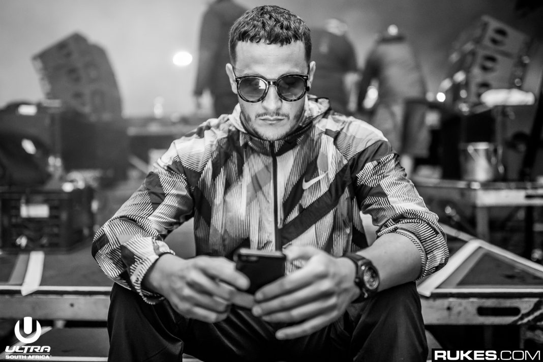 Clubbinghouse's tweet photo. [News] @DJMagFR dévoile les résultats des #BestOfFrench 2017: https://t.co/ZaBNzEyX6n https://t.co/mus1Ypmclb