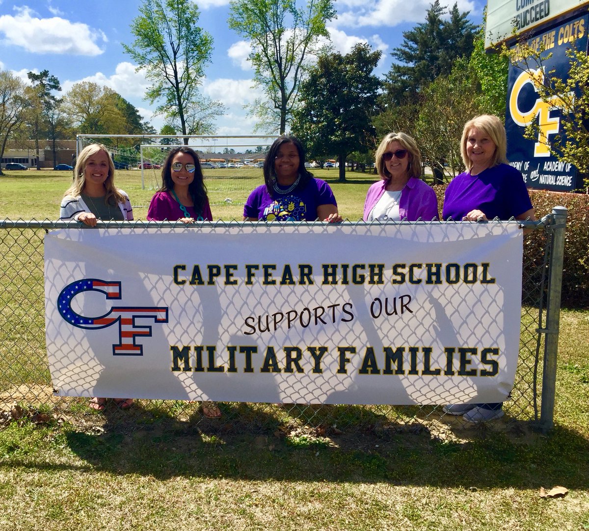 LinvilleCFHS's tweet photo. CF supports our military families! 💜 @CapeFearHigh1 @JEB_Designs #WeAreCapeFear #PurpleUpCCS 🇺🇸 https://t.co/qa6L5cOG1Z
