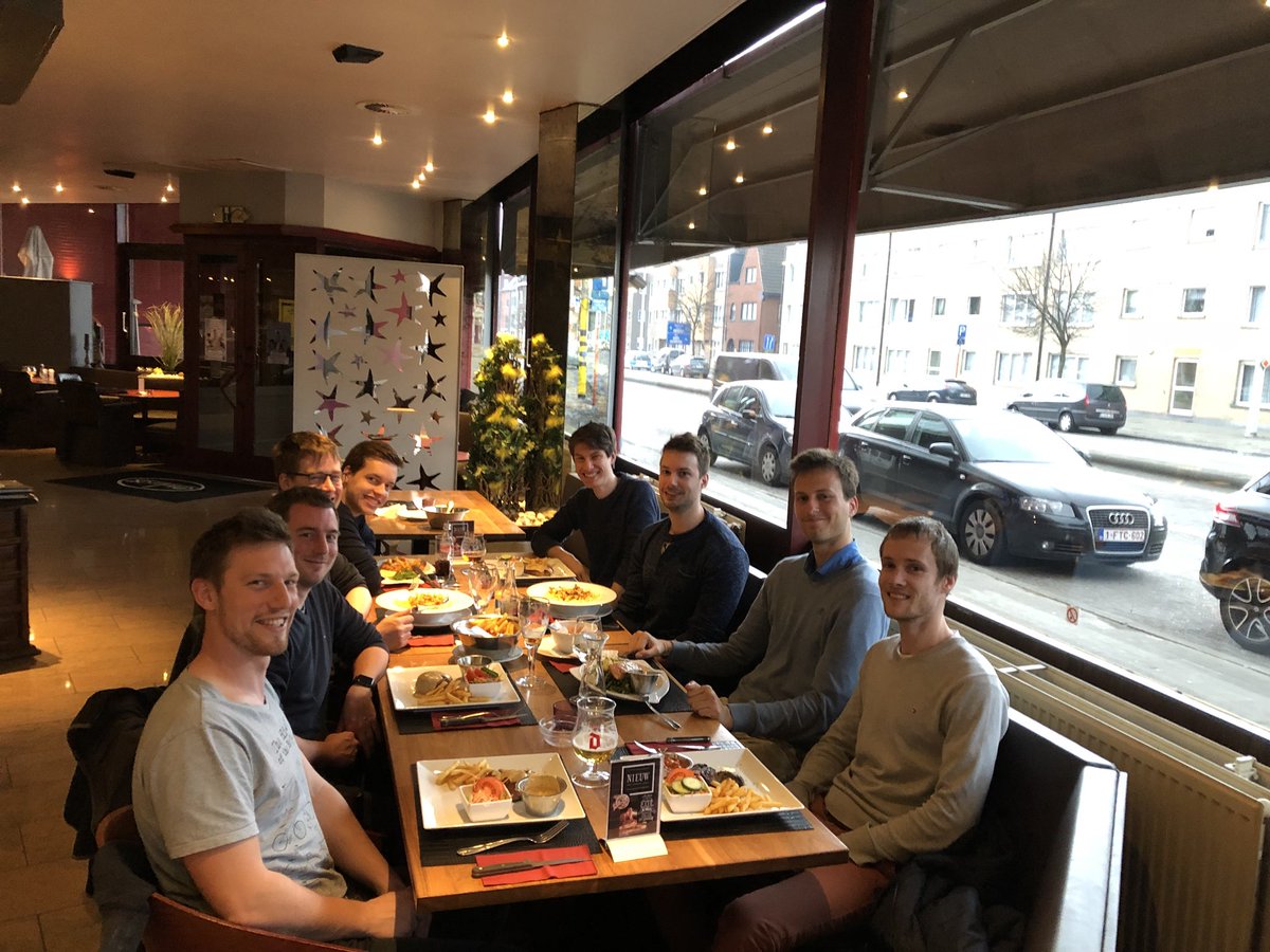 TimDekkerss's tweet photo. Een geslaagd klantprojectje vieren bij @Userfull_IT doen we zo #topteam #etentje https://t.co/laCbwGAd4n