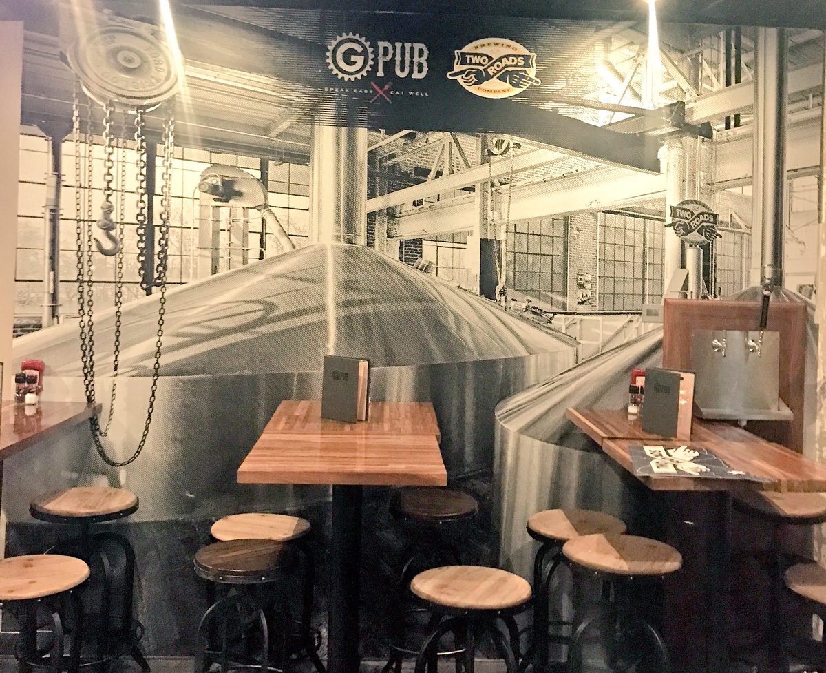 LagerLagerBill's tweet photo. Side Room @ProvGpub is now Road Less Traveled! Lil slice of @2RoadsBrewing in Providence! Go grab a Honeyspot Rd IPA and play some table games, Cheers @2RoadsMegh @2RoadsNeil ! #gpub #providenceg #roadlesstraveled https://t.co/jTfTPDM5QT