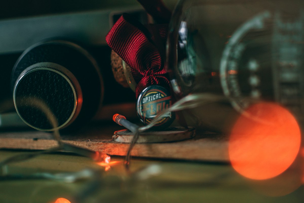 FMilosheski's tweet photo. Trying new things and stepping out of your comfort zone is a good thing.
Here are some shoots of the @petermckinnon Optical Flow button, an amazing button. 

Happiness is in the small things after all, isn't it? ^^ https://t.co/OSaHffmfE0