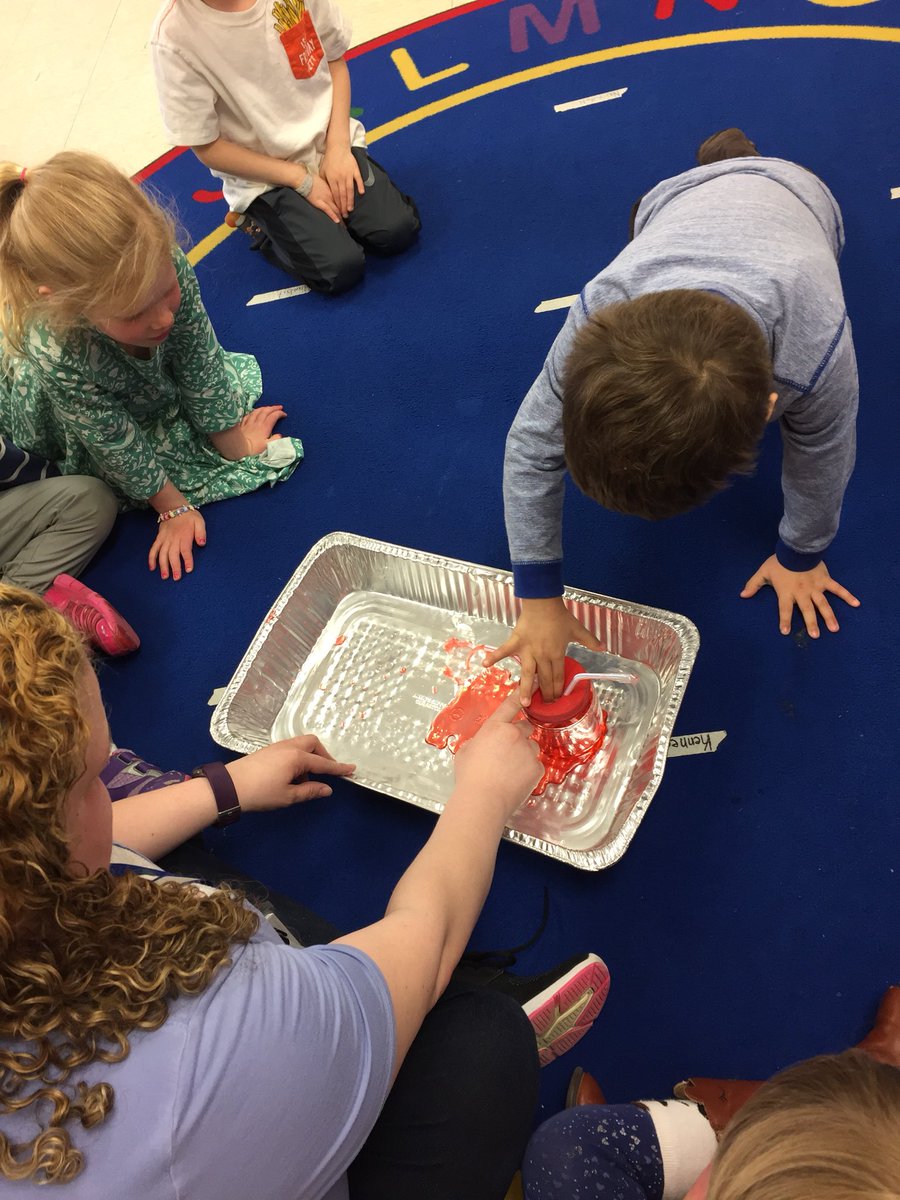 thurstonpre's tweet photo. Learning all about the heart, we learned how the heart pumps blood through our body #preschoollife #preschoolhasheart @a2Thurston @A2schools https://t.co/i7iSufcsuc