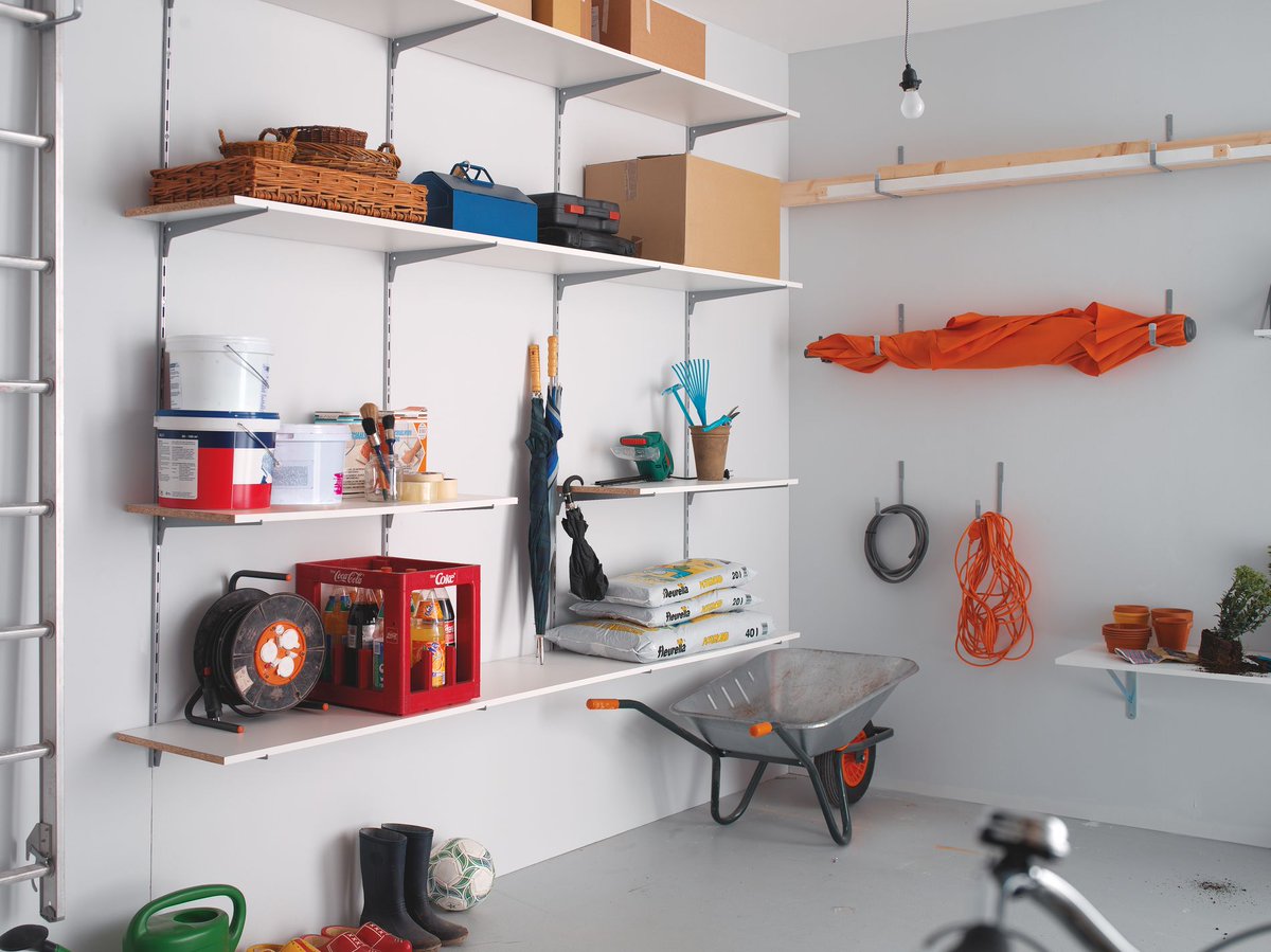 Vanaf komend weekend wordt er veel zon verwacht. Een ideaal moment om de schuur weer eens op te ruimen!