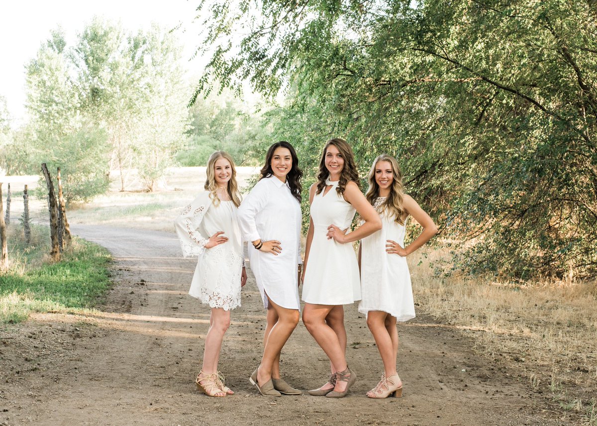 HunterDanceCo's tweet photo. Tonight is your LAST chance to see this show! @ 7 p.m., $5 at the door, and it’s SENIOR NIGHT! Come out and support 💙 Seniors, we love you! https://t.co/RGZXL84yuQ
