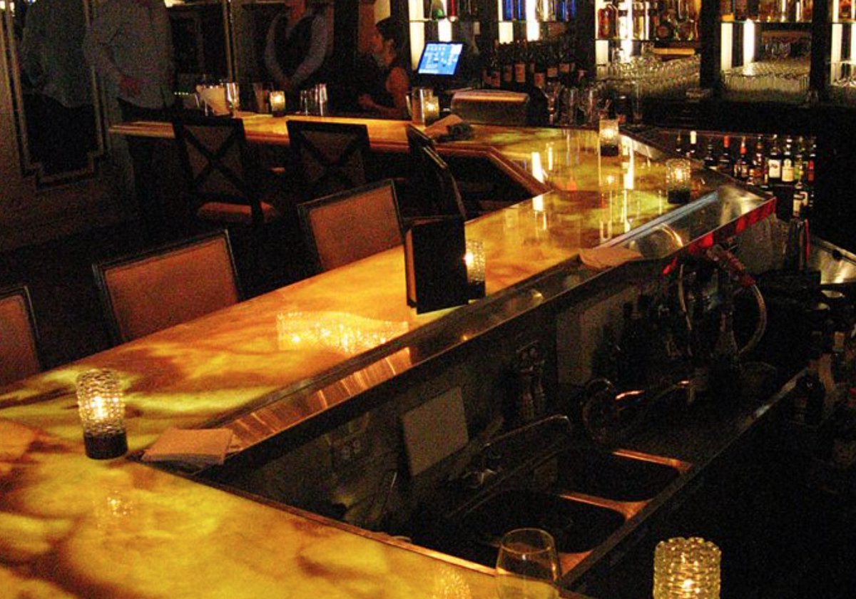 Light Tape On Twitter This Onyx Bar Top Used Our Classic Media