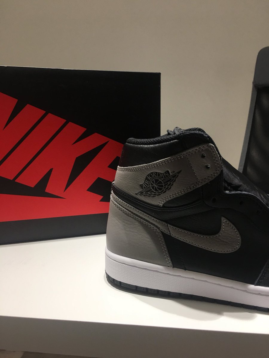 Senovazna6's tweet photo. Air Jordan 1 Shadow zítra 14.4.2018 v 10:00 kdo dřív přijde ten dřív bere je to easy 👌🏽 https://t.co/dLnmMJIETU