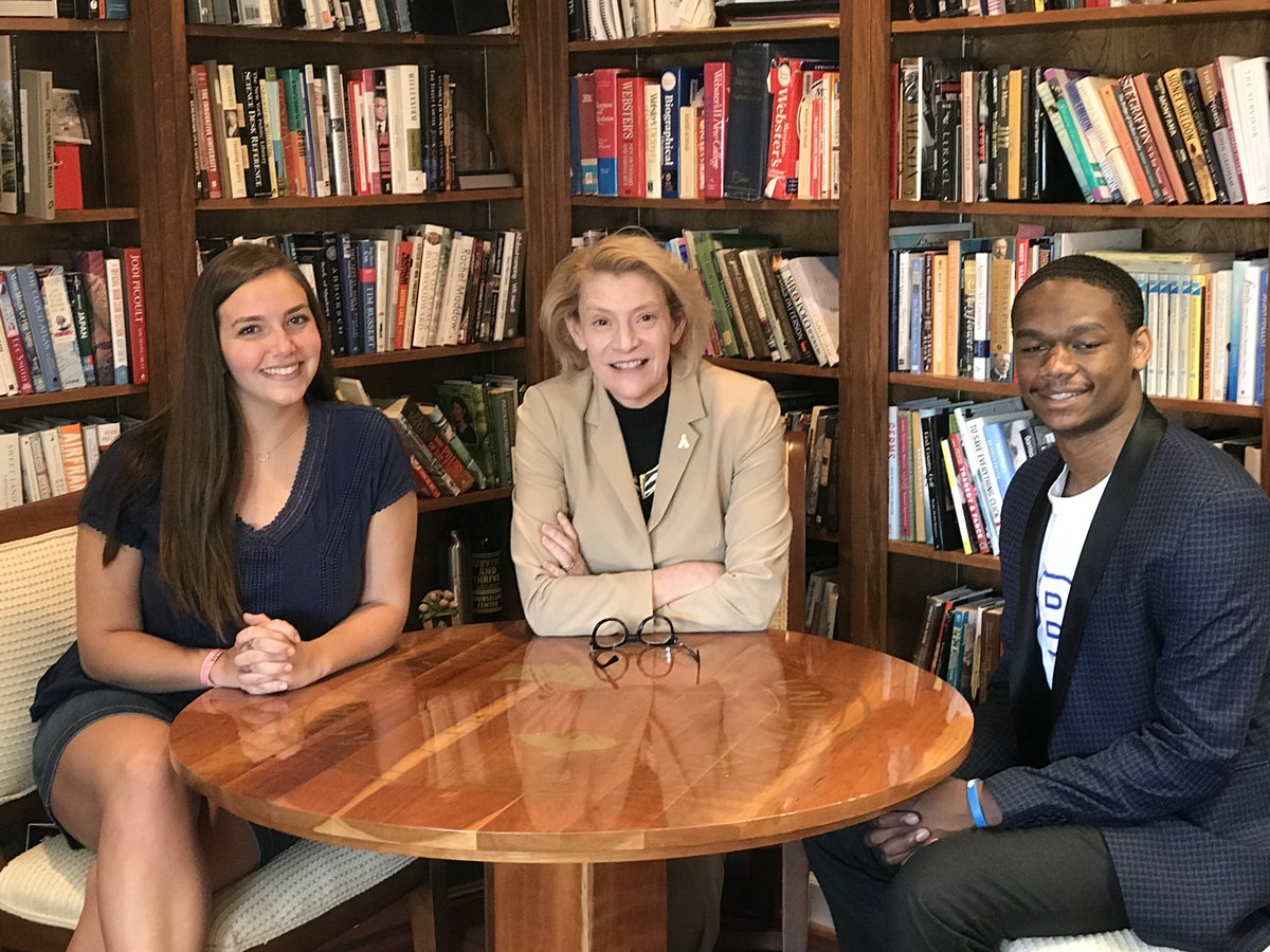 AppChancellor's tweet photo. Had a great meeting with the new @SGA_Appstate leadership team this morning, President DeJon Milbourne and Vice President Brigitte Kelly. https://t.co/lTkVLwJ4H9