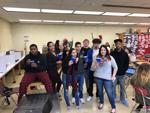 coulsonscience's tweet photo. College bio kiddos have been working hard on cellular respiration all week! We finished off right before break today enjoying the spoils of our fermentation lab with homemade root beer floats! #sciencetastesgood #fermentationisfun #coulsonscience https://t.co/WBn3GSFbFr