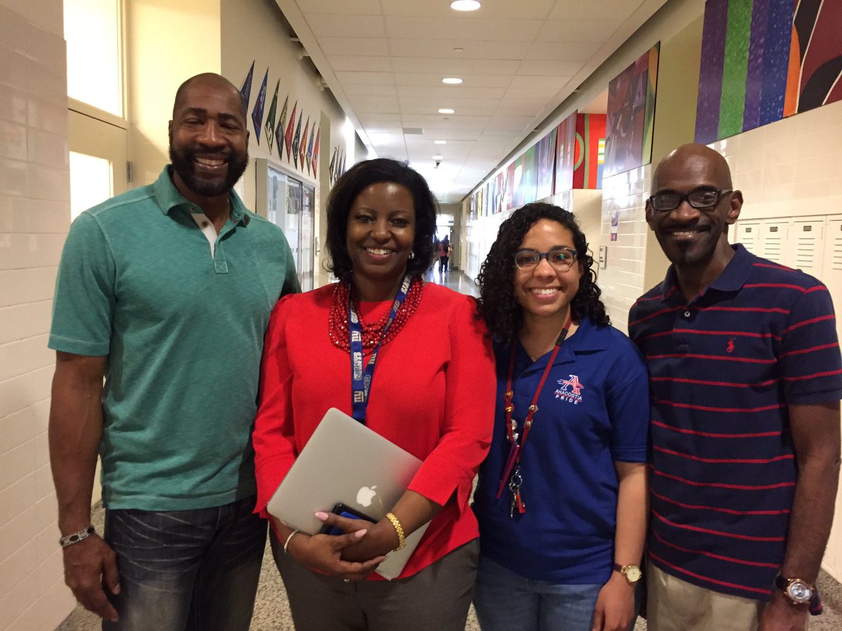 Our teachers and students appreciate the support and commitment of our APs.  Thank you AP McKenzie! #assistantprincipalweek #dcps @anacostiahigh