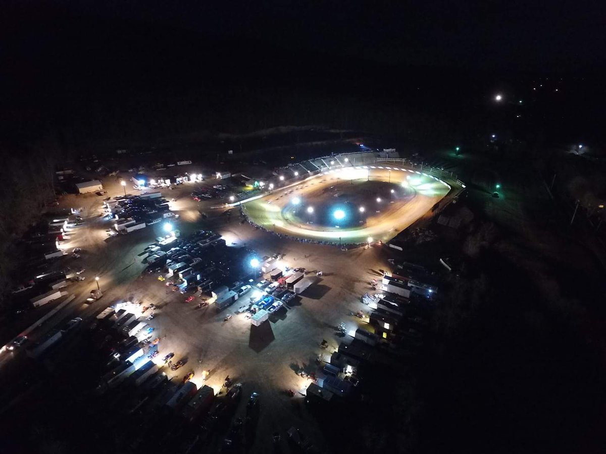 SteveWilbur59's tweet photo. Back home to the high banked bullring!!#pathvalleyspeedway https://t.co/DL1i4JBtOk