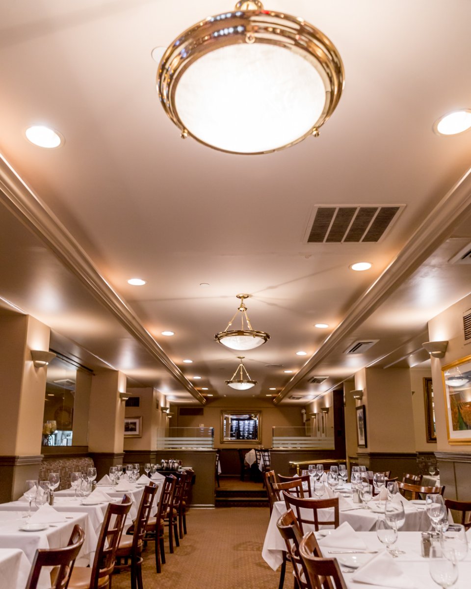 MarkJosephNYC's tweet image. Elegance in every detail.