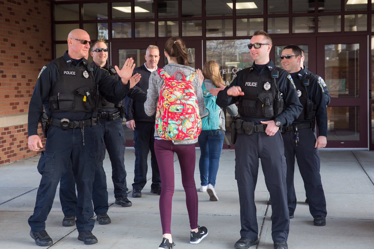 Marshfield Police Department On Twitter Highfivefriday