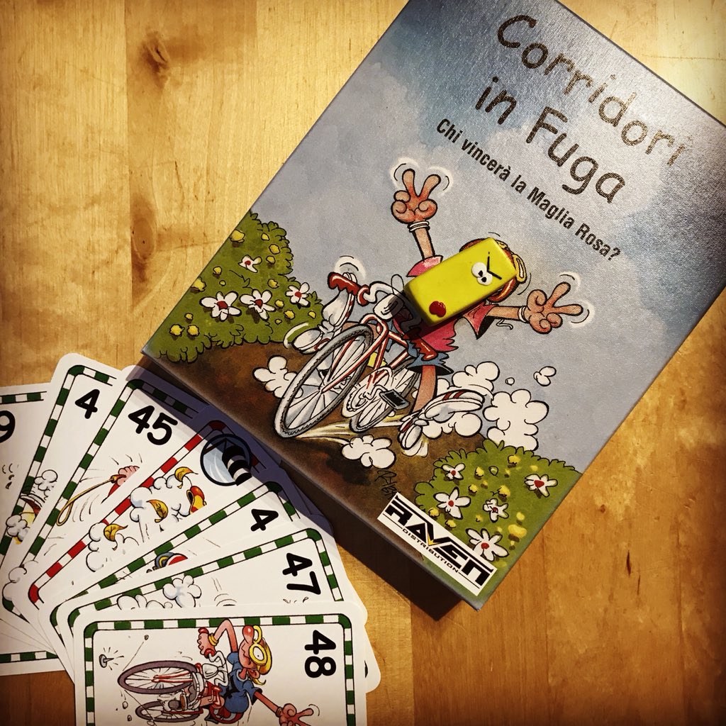 Spielfritte's tweet image. Zu deutsch heißt das Spiel Der Ausreißer. Wir spielen die italienische Version. Corridori in Fuga von #ravendistribution Wir radeln in einem Rennen um das gelbe Trikot. Los geht es mit 41 km/h ...