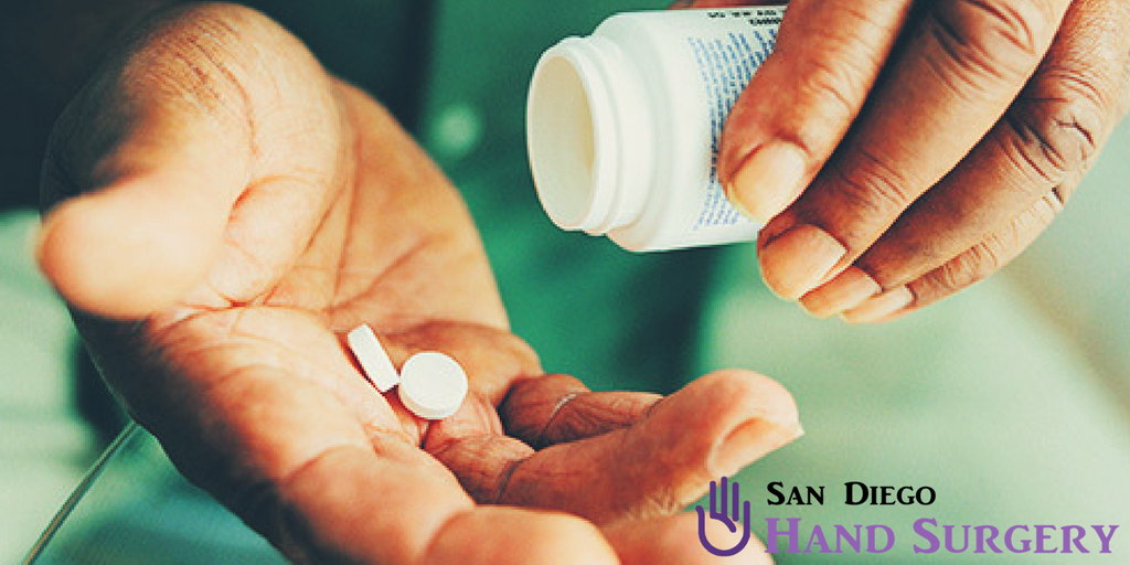 SanDiegoHand's tweet photo. Can drugs treat tingling hands and feet?☝️
In some cases, tingling and other symptoms of peripheral neuropathy may be reduced with prescriptions originally developed for treating seizures and depression.🖐️ #hands #handsandfeet #handpain #handproblems #sandiego #handsurgery https://t.co/VCcnpZKQ8o