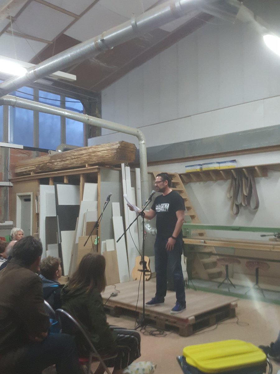 JDinkelmaier's tweet photo. #p1p #lesebühne #puchheim @BuchhandlungPUC #volkerkeidel https://t.co/ZjSfj3Gryp