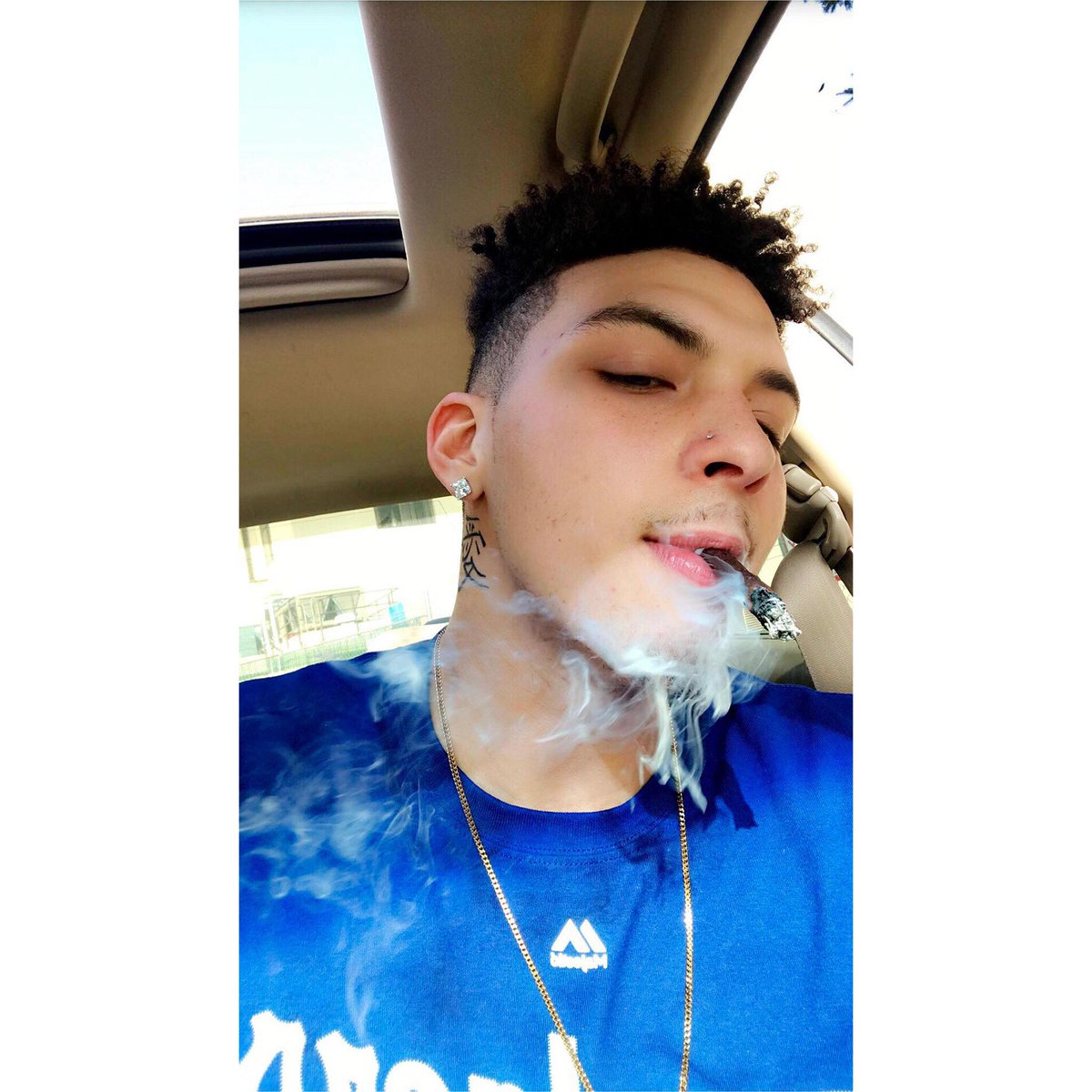 Agent_Brezzy's tweet photo. #NewProfilePic Show some love https://t.co/ElaW5iN42X