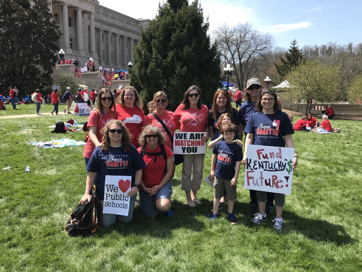 esmithDCMS's tweet photo. Still Here! Fighting for our Funding! #standing strong @DrakesCreekMS  @NatcherElem https://t.co/WYnWUAli9i