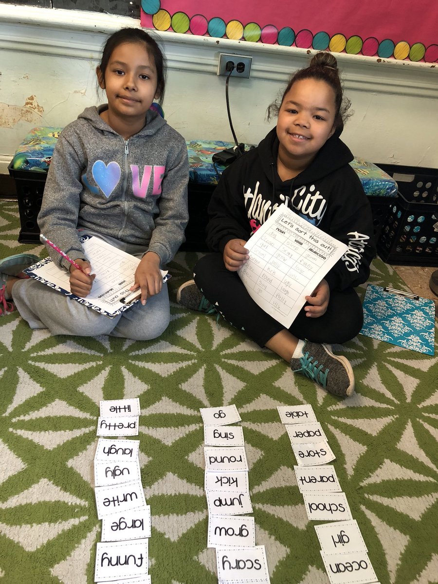 Miss_Grabler's tweet image. Reinforcing what makes a word a noun, verb, or adjective. Students did so well working with partners to sort the words into three categories! Great job Room 22! #RSS11 #GrammarFun 💯