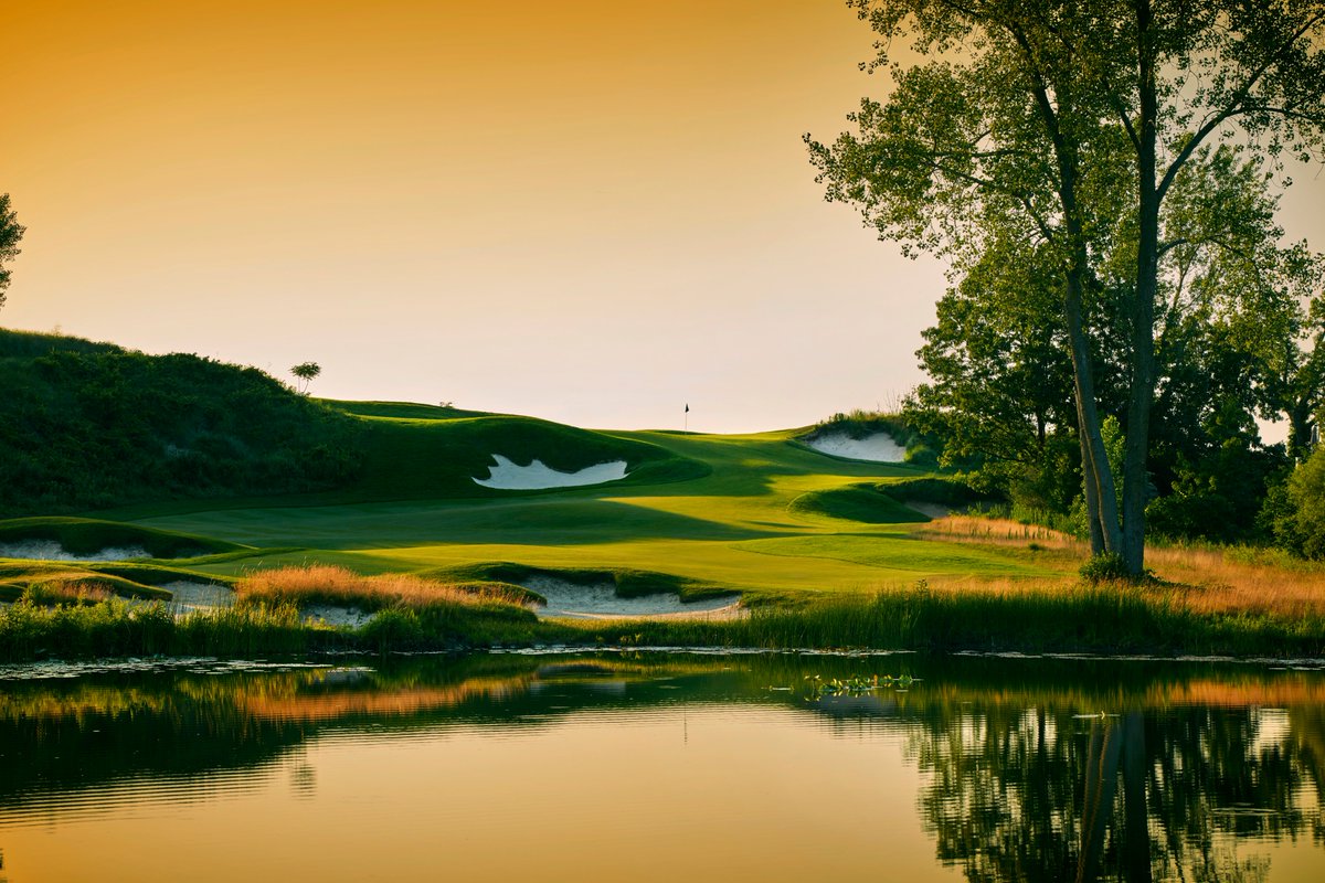 Join us for the @KitchenAid_Golf @seniorpgachamp returning to @HarborShores in Benton Harbor, MI, May 22-27, 2018. Enjoy an exclusive preview rate before 5/17/18 & special ticket opportunity to attend the upcoming championship. Learn more: bit.ly/2GVTDvY. #golfisgreat