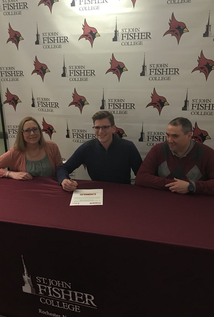 SPST375_1's tweet photo. Congratulations future @sjfcsportmgmt majors on signing. Rachel, Joseph, John, and Caleb you all made the right choice #FisherCares https://t.co/hYCmiKhP2B